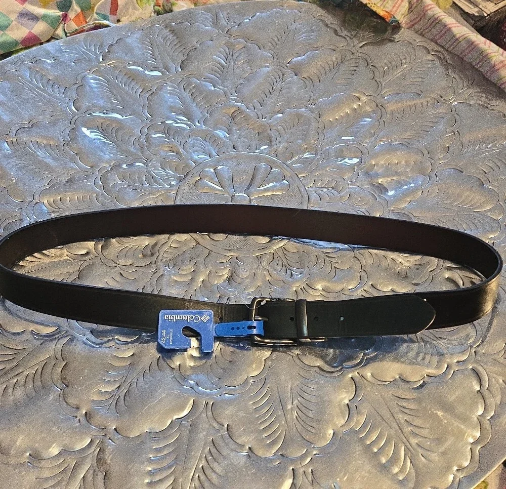 Columbia Men’s Black Leather Belt with Brushed Metal Buckle, Reversible, 42-44xl